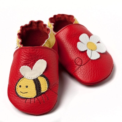 Liliputi piros méhecskés, bőr puhatalpú cipő