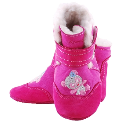 Pink, hímzett macis, bundás, puhatalpú cipő
