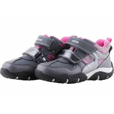 Szürke-pink szívecskés, vízálló, lélegző talpú, Geox cipő