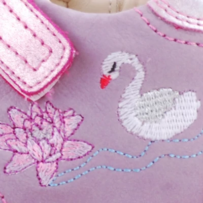 Lila-pink, hattyús, Szamos supinált szandál